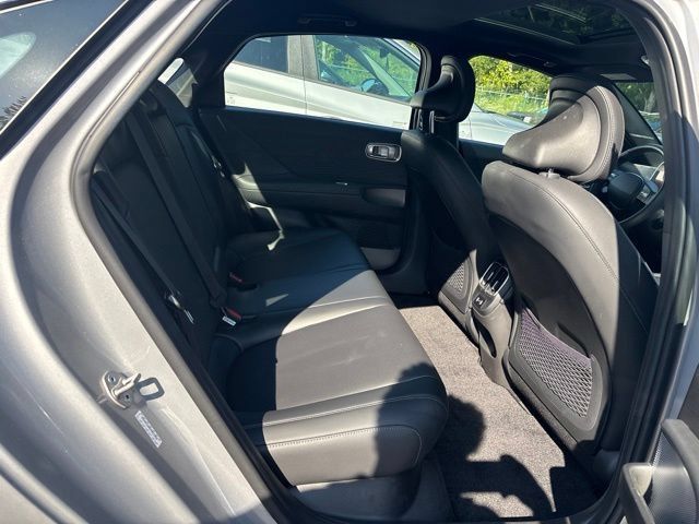 Used 2023 Hyundai Ioniq 6 Limited RWD image 9