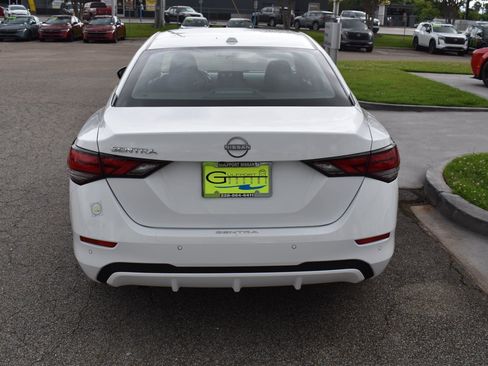 Certified 2025 Nissan Sentra SV w/ All-Weather Package FWD image 10