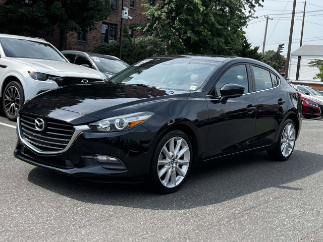 Used 2017 MAZDA MAZDA3 Touring FWD image 3