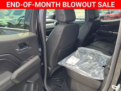 New 2025 Chevrolet Colorado LT w/ LT Convenience Package image 15