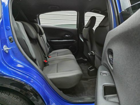 Used 2022 Honda HR-V Sport image 16