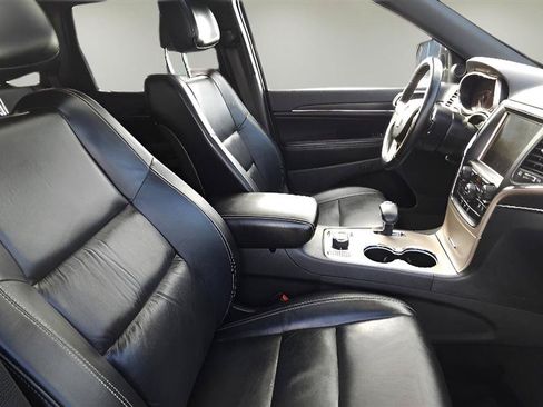 Used 2015 Jeep Grand Cherokee Limited AWD/4WD image 34