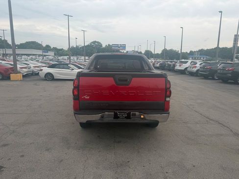 Used 2004 Chevrolet Avalanche 2WD image 4