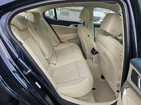 New 2026 Genesis G70 2.5T Prestige image 27