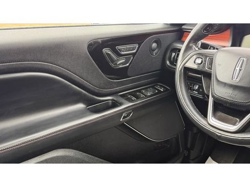 Used 2022 Lincoln Aviator Reserve w/ Equipment Group 201A image 17