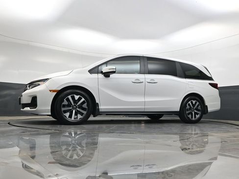 Certified 2026 Honda Odyssey EX-L image 29