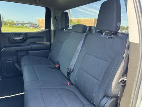 Used 2022 Chevrolet Silverado 1500 Custom image 13