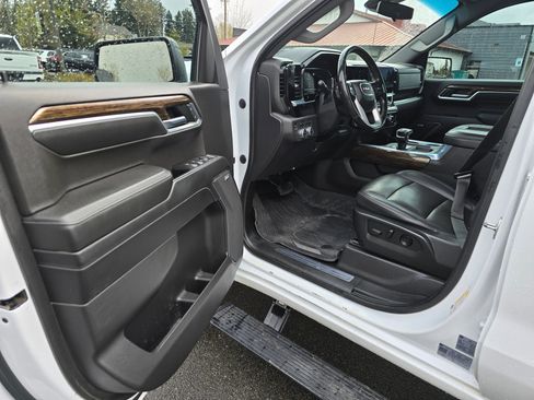 Used 2022 GMC Sierra 1500 Elevation w/ Elevation Premium Package AWD/4WD image 26