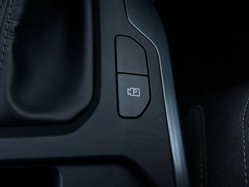 Used 2025 Kia K4 LXS image 23