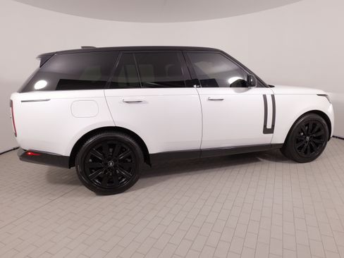 Used 2023 Land Rover Range Rover SE AWD/4WD image 11