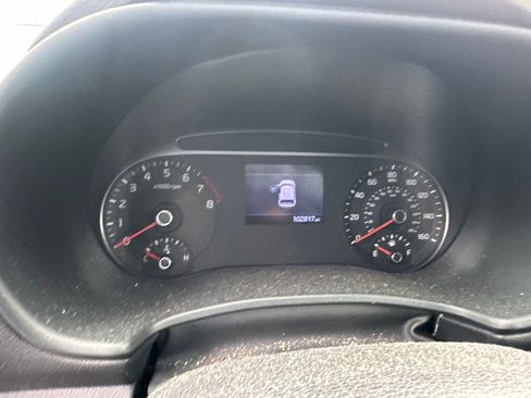 Used 2020 Kia Soul S FWD image 8