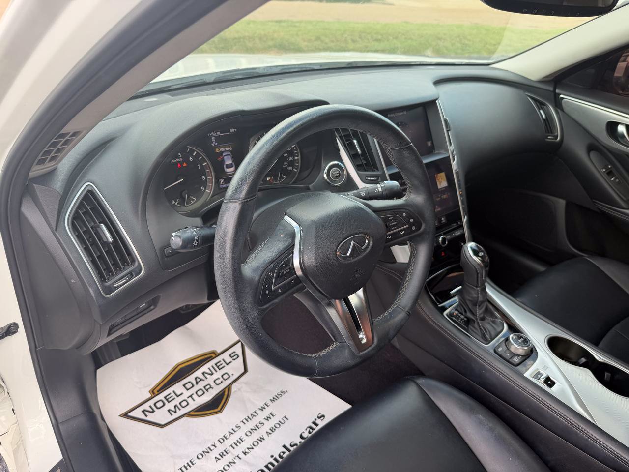 Used 2021 INFINITI Q50 Luxe RWD image 9
