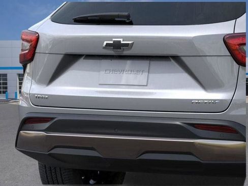 New 2026 Chevrolet Trax ACTIV w/ Sunroof Package image 15