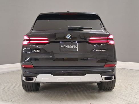Used 2024 BMW X5 sDrive40i w/ Parking Assistance Package RWD image 10