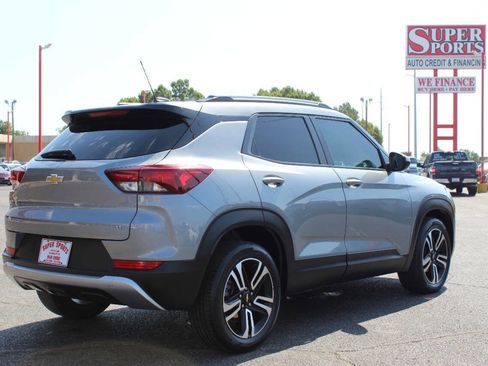 Used 2023 Chevrolet TrailBlazer LT w/ Convenience Package image 4