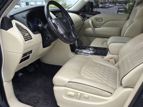 Used 2018 INFINITI QX80 4WD w/ Deluxe Technology Package image 17