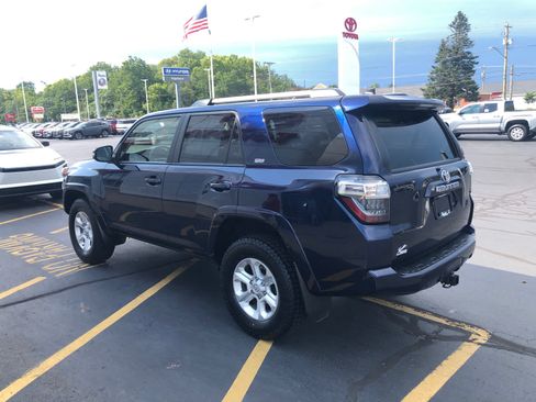 Used 2024 Toyota 4Runner SR5 Premium w/ Moonroof Package AWD/4WD image 6