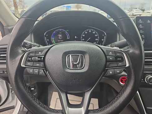 Used 2022 Honda Accord Touring image 19