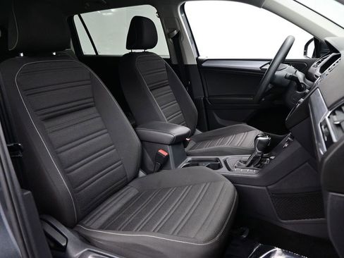 Used 2022 Volkswagen Tiguan S FWD image 10