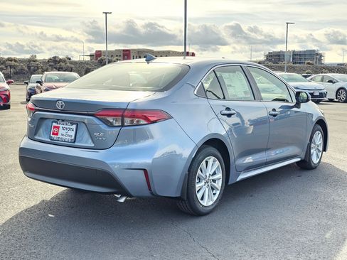 New 2026 Toyota Corolla XLE FWD image 5