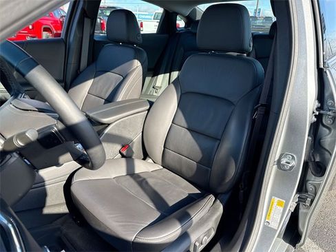 Used 2025 Chevrolet Malibu LT w/ LPO, Floor Liner Package image 11