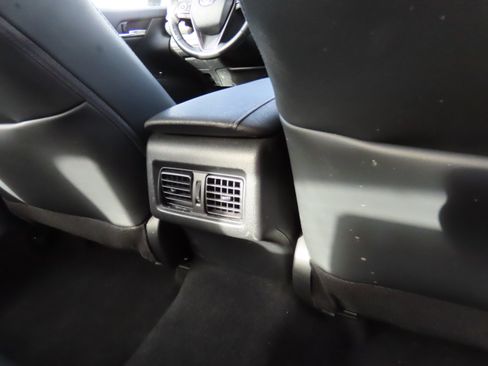 Used 2024 Toyota Camry XSE image 14