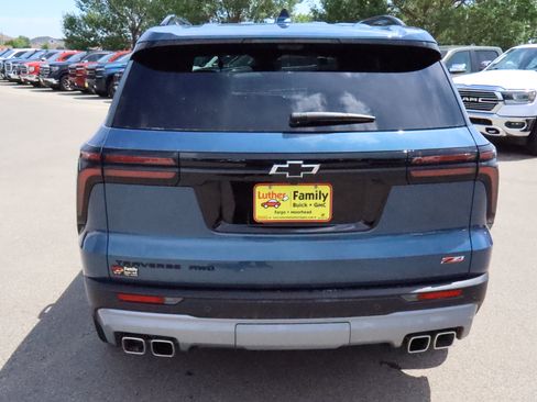 Used 2025 Chevrolet Traverse Z71 w/ Enhanced Driving Package AWD/4WD image 6