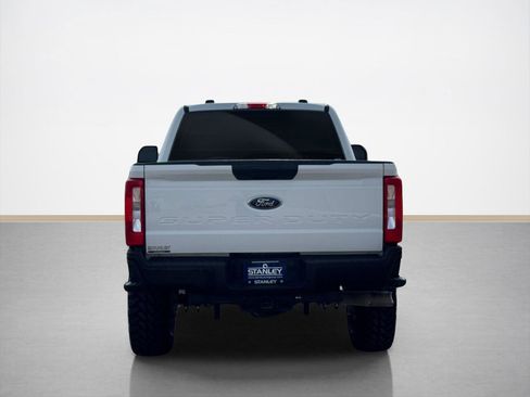 Used 2025 Ford F250 XL image 6