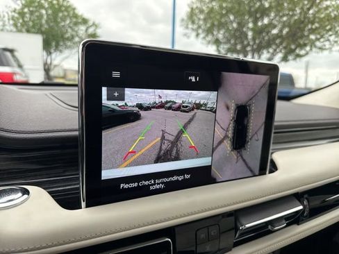 Certified 2023 Lincoln Aviator Black Label AWD/4WD image 34