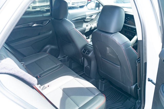 Used 2023 Buick Envision Essence w/ Sport Touring Package FWD image 37
