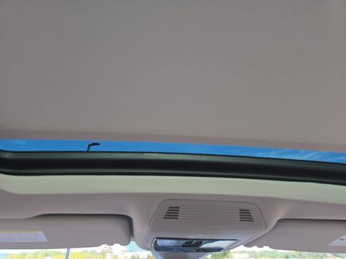 New 2026 Volkswagen Atlas SE image 17