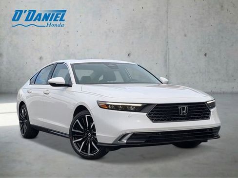 New 2026 Honda Accord Touring image 7