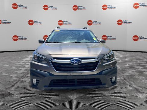 Used 2021 Subaru Outback Premium AWD/4WD image 6