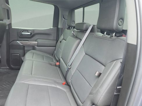 Used 2021 Chevrolet Silverado 1500 LTZ AWD/4WD image 30