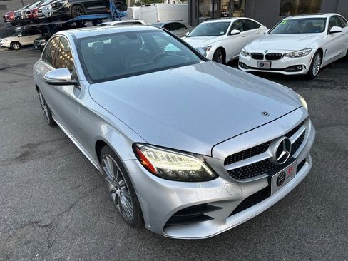 Used 2020 Mercedes-Benz C 300 4MATIC Sedan image 3
