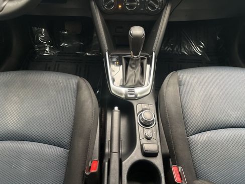 Used 2020 Toyota Yaris LE image 21