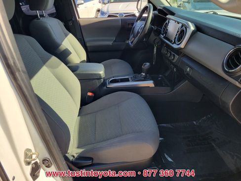 Certified 2021 Toyota Tacoma SR5 image 15
