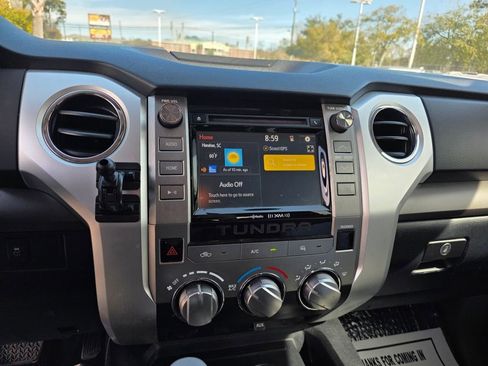 Used 2017 Toyota Tundra SR5 w/ SR5 Upgrade Package image 9