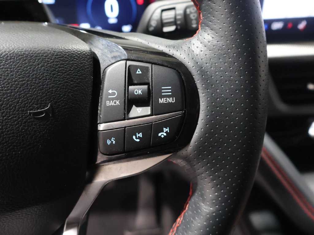 Used 2025 Ford Explorer ST-Line AWD/4WD image 39
