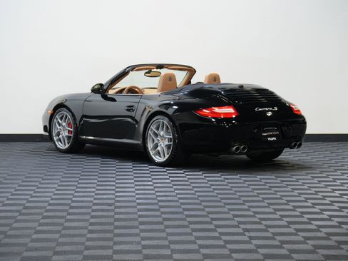 Used 2009 Porsche 911 Carrera S RWD image 9