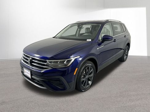 Used 2022 Volkswagen Tiguan SE image 24