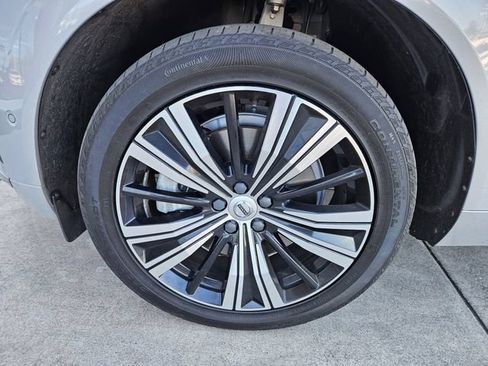 Used 2023 Volvo XC60 T8 Ultimate AWD/4WD image 9