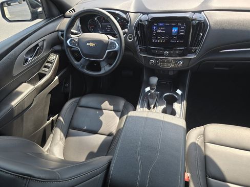 Used 2023 Chevrolet Traverse LT AWD/4WD image 33
