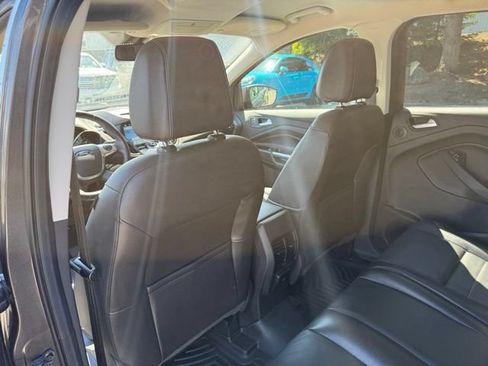 Used 2016 Ford Escape Titanium w/ Equipment Group 301A AWD/4WD image 18