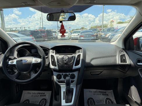 Used 2014 Ford Focus SE FWD image 13