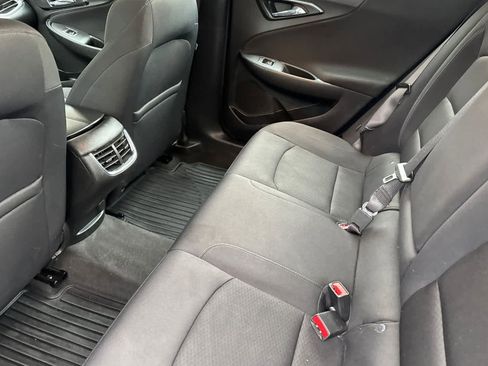 Used 2020 Chevrolet Malibu LT image 4