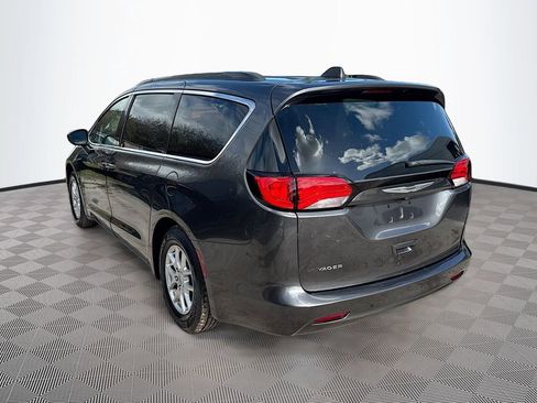 Used 2021 Chrysler Voyager Lxi image 8