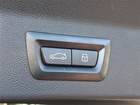 Used 2023 BMW X3 xDrive30i w/ Premium Package w/ZPA image 31