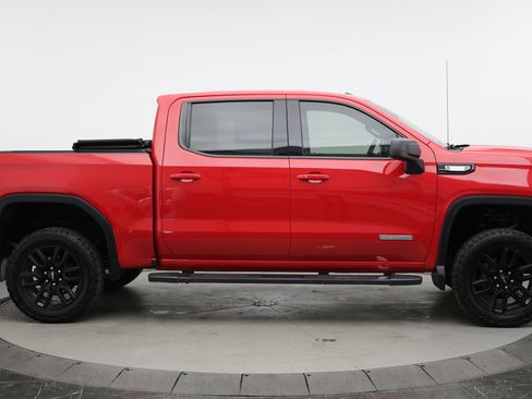Used 2023 GMC Sierra 1500 Elevation w/ LPO, Elevation Black Package AWD/4WD image 8