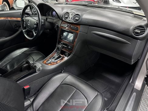Used 2004 Mercedes-Benz CLK 320 Cabriolet image 43